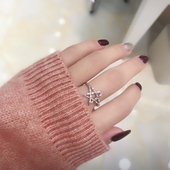 ⭐️ Pentagram Rings w/ White Topaz embellishments ⭐️ - Picture 2 of 4